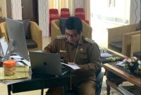 Bupati Barito Timur Ampera AY Mebas.