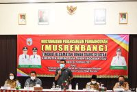 Bupati Mura Perdie M Yoseph memberikan arahan di acara Musrenbang