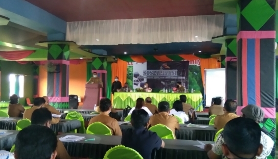 Sekda Mura Hermon memberikan sambutan Konsultasi Blok Pengelolaan Cagar Alam Bukit Sapat Hawung Kabupaten Murung Raya Selasa, (8/06/2021) di Puruk Cahu.