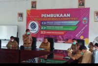 Wabup Mura Rejikinoor saat membuka pelatihan kerja berbasis kompetensi