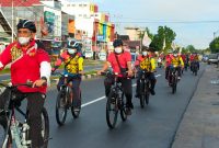 Kadis PUPR Provinsi Kalteng, Shalahuddin bersama jajarannya saat Gowes, jumat pagi.