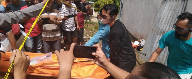 Korban saat di evakuasi