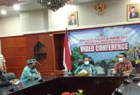 Sekda Mura Hermon saat memberikan paparan