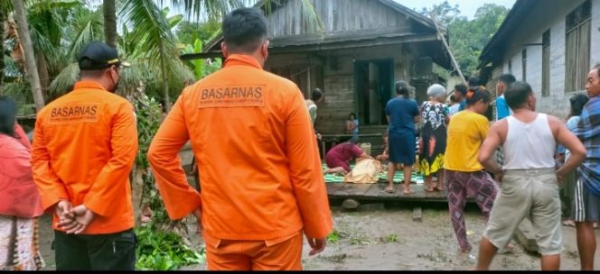 Korban tenggelam saat dibawa ke rumah duka