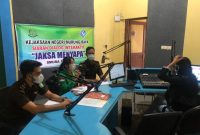 Kasie Intelijen Kejari Mura Marina T.A Meifany SH selaku narasumber dalam Jaksa menyapa