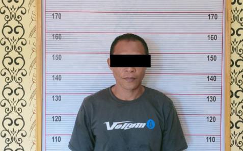 Foto, Pelaku pencurian buah kelapa sawit diamankan di Polsek Arut Utara.