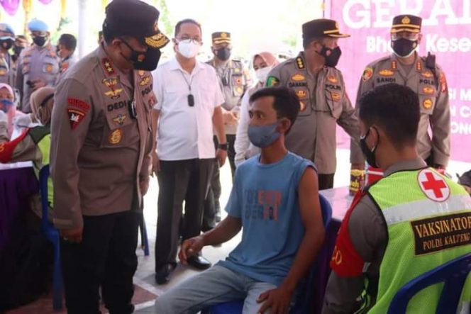 Kapolda Kalimantan Tengah Tinjau Vaksinasi.