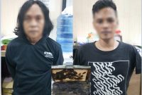 Ini tampang dua lelaki yang mengaku bisa manrik Berlian dan uang secara gaib. Inze, foto, Tas Brankas yang digunakan kedua pelaku memperdaya korbannya dengan  ritul mistik.