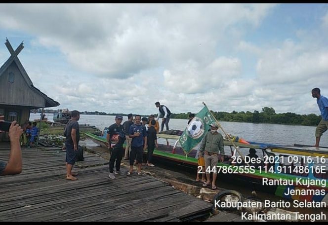 salah satu peserta Kompetisi Liga 3 , persemas Janamas yang sudah tiba di Kota Muara Teweh.Foto.Ist