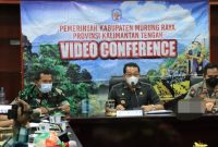 Bupati Mura Perdie M Yoseph saat paparan dengan Gubernur Kalteng Sugianto Sabran. Foto : Suroso