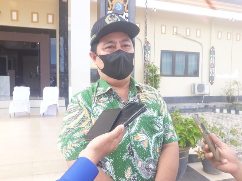 Keterangan: Ketua Komisi III DPRD Barsel, H. Zainal Khairudin, fotografer 1tulah.com/Alifansyah