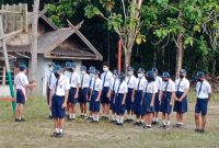 Upacara di SMPN 2 Benua Lima. Foto: Zakirin/1tulah.com.