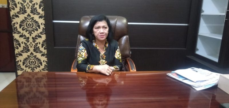 Foto - Ketua DPRD Kabupaten Kotawaringin Timur, Dra. Rinie Anderson. Fotografer : Ifit/1tulah.com.