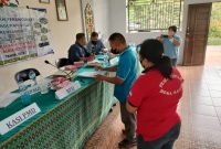 Foto : Kepala Desa Bagok Risa Ramayati menyaksikan penandatanganan  berita acara musyawarah perencanaan pembangunan desa (Musrenbangdes) di saksikan oleh Ketua BPD Desa Bagok Citarisus, S.Pd.Foto. Adi/1tulah.com