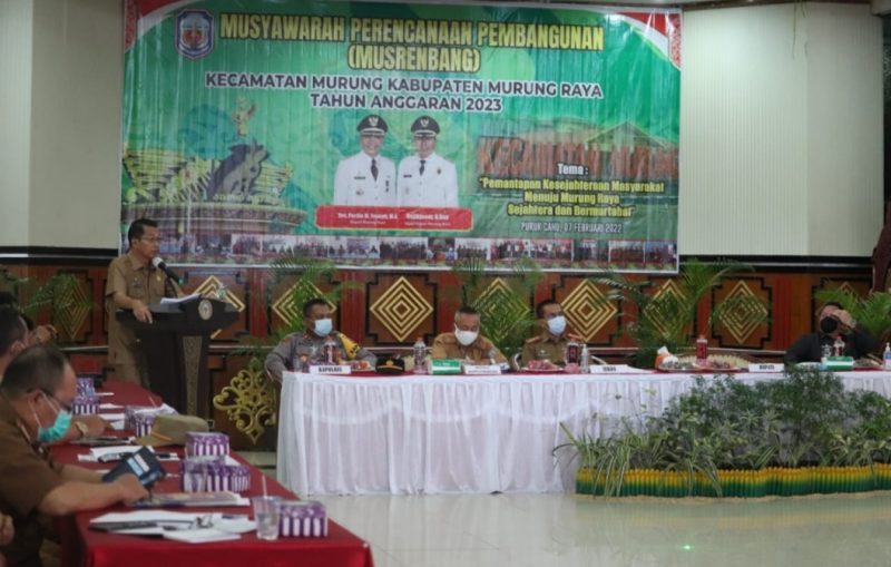 Bupati Mura Perdie M Yoseph saat memberikan sambutan dalam kegiatan Musrenbang, Senin (7/02). Foto : Suroso/1tulah.com