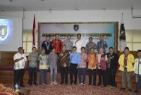 Foto 1. Foto bersama para inisiator dan founding BPP GPMKI usai deklarasi dan pengukuhan

