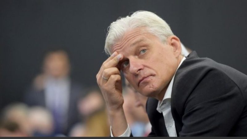 Miliarder Rusia Oleg Tinkov menolak perang di Ukraina (suara.com)