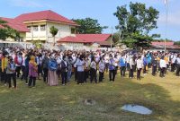 Ribuan tenaga kontrak di Pemkab Bartim saat dikumpulkan untuk mengikuti evaluasi kinerja
Foto: Diskominfosantik / 1tulah.com
