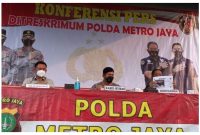 Dirreskrimum Polda Metro Jaya Kombes Pol Tubagus Ade Hidayat mengultimatum empat pelaku pengeroyok Ade Armando yang masih buron. (Suara.com/Yasir)