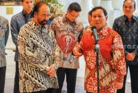 Ketua Umum Partai Gerindra Prabowo Subianto dan Ketua Umum Partai NasDem (Nasional Demokrat) Surya Paloh.foto suara.com