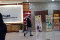 Ahyudin saat memenuhi panggilan Bareskrim terkait kasus dugaan ACT menggelapkan dana umat.foto.suara.com