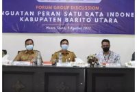  Sekda Barut Muchlis saat membuka kegiatan Forum Group Discussion (FGD) Penguatan Peran Satu Data Indonesia Kabupaten Barito Utara di Aula Bappeda Litbang Barito Utara.Foto/Delia/1tulah.com