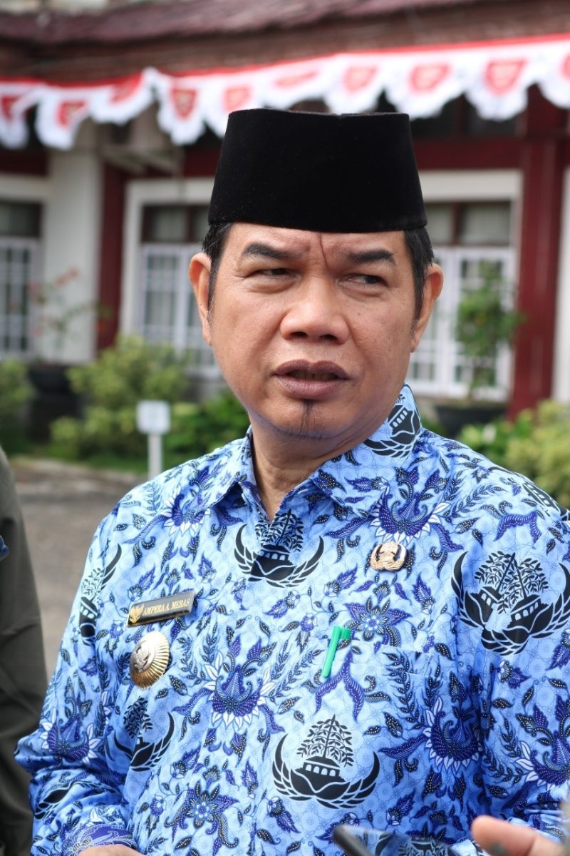 Bupati Bartim Ampera AY Mebas 