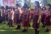 Peserta Apel Peringatan Hari ke-61 Pramuka di halaman kantor Bupati Barito Timur, Rabu (28/9/2022). 
Foto: 1tulah.com/zakirin
