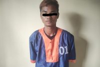 Pelaku pembacokan di Desa Pepas, Kecamatan Monttalat, Barito Utara saat diamankan di Mapolsek setempat, Kamis (10/11/2022). Foto. Humas Polres Barito Utara.