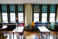 Ilustrasi kelas di SD (Foto: voaindonesia.com)