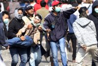 entrokan yang terjadi di Jakarta pada 2019 sebagai ilustrasi, Aksi unjuk rasa yang berujung bentrok antara kelompok pekerja lokal dan tenaga kerja asing asal China di Morowali Utara, Sulawesi Tengah, menewaskan sedikitnya dua orang. (Foto: AP/Achmad Ibrahim/voaindonesia.com)