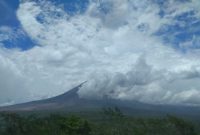 Kondisi Gunung Semeru. Sumber foto : pmjnews.com
