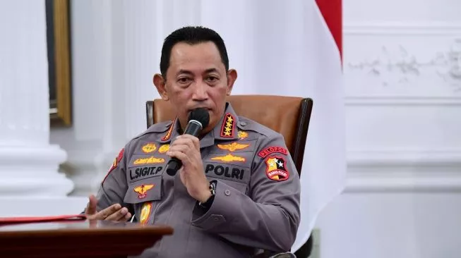 Kapolri Jenderal Listyo Sigit Prabowo saat konferensi pers di Istana Merdeka, Jakarta, Selasa (7/2/2023). Sumber foto : suara.com