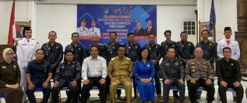 Persatuan Wartawan Indonesia (PWI) Kabupaten Barito Utara periode 2022-2025 usai dilantik di Gedung Balai Antang Muara Teweh (27/2/2023). Foto:Delia/1tulah.com