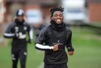 Christian Atsu selamat dari reruntuhan gempa di Turki. (Foto: Instagram @christ_atsu)
