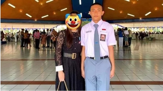 Mario Dandy saat masih SMA dan ibunya (Twitter/@logikapolitikid)