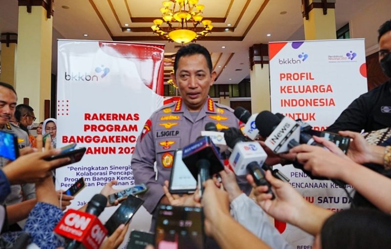 Kapolri Jenderal Listyo Sigit Prabowo saat memberikan keterangan pers. Sumber foto : Pmjnews.com