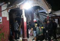 Puing rumah wsrga usai ledakan bubuk petasan di Ayah, Kebumen, Jawa Tengah pada Senin 10 April 2023. (Dok. polres Kebumen)