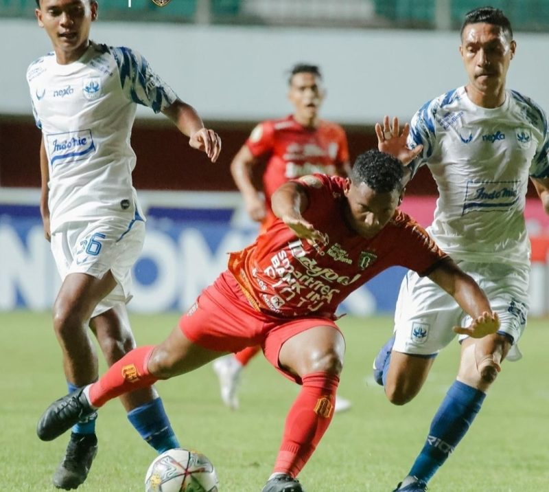 Bali United Tundukkan PSIS 3-2 di Maguwoharjo (foto : IG/baliunited)
