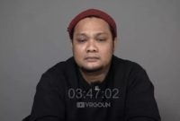 Virgoun akhirnya memberi klarifikasi mengenai isu selingkuh dari Inara Rusli. Sumber foto : suara.com
