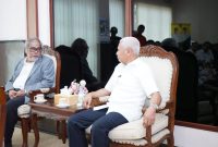 Bupati Asahan bersama Ketua Umum Komnas PA usai mengunjungi kediaman korban tindak asusila di Kecamatan Bandar Pasir Mandoge, Rabu (10/5/2023). Foto:Irwan/1tulah.com