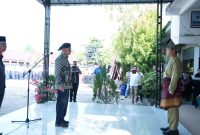 Upacara dalam rangka Hari Pendidikan Nasional (Hardiknas) di halaman UPTD SMP Negeri 3 Kisaran, Kabupaten Asahan, Selasa (02/05/2023). Foto:Irwansyah/1tulah.com