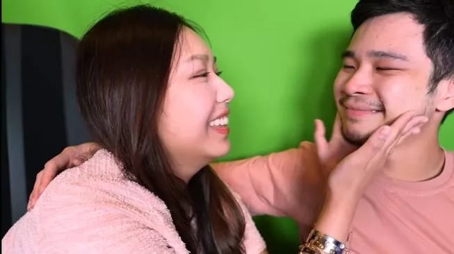 Sisca Kohl dan Jess No Limit Umumkan Kabar Kehamilan. Sumber foto : suara.com