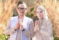 Gilang Widya Pramana alias Juragan 99 bersama Shandy Purnamasari. Sumber foto : suara.com