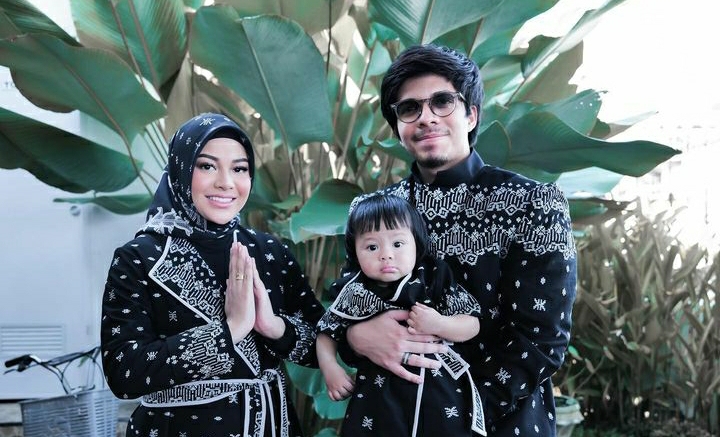 Identitas yang menghina Ameena diduga adalah seorang istri polisi. (Foto: instagram @aurelie.hermansyah)