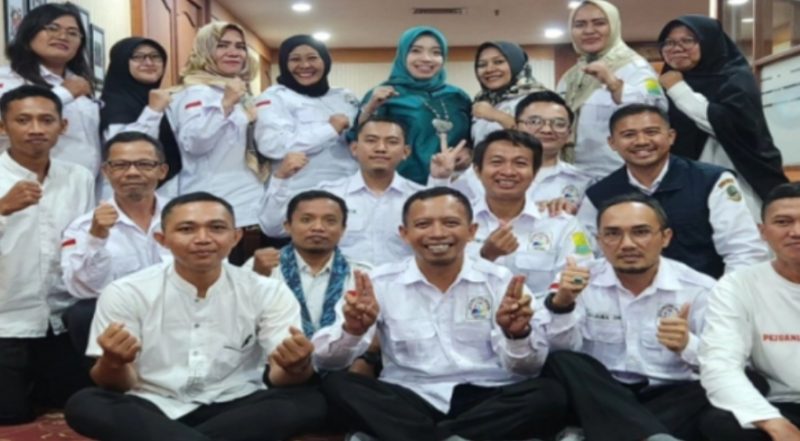 Guru Honorer P-1 Jadi Prioritas Pengangkatan ASN PPPK Tanpa Tes 2023, Simak Empat Poin Penting Ini. (Foto: Instgram @nunuksuryani)
SUARA GA