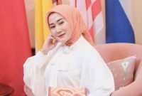 Ternyata Ada Masalah Kesehatan, Marissya Icha Ungkap Alasan Nathalie Holscher Lepas Hijab (Instagram @marissyaichareal) 