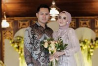 Selebgram Meylisa Zaara dan suami. Sumber foto : suara.com
