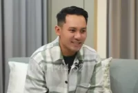 Rizka Khoirul Atok di podcast dr Richard Lee. Sumber foto : suara.com