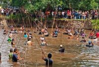 Festival Nariuk III yang berlangsung di Desa Pulau Patai, Kabupaten Barito Timur. Foto : 1tulah.com / zakirin